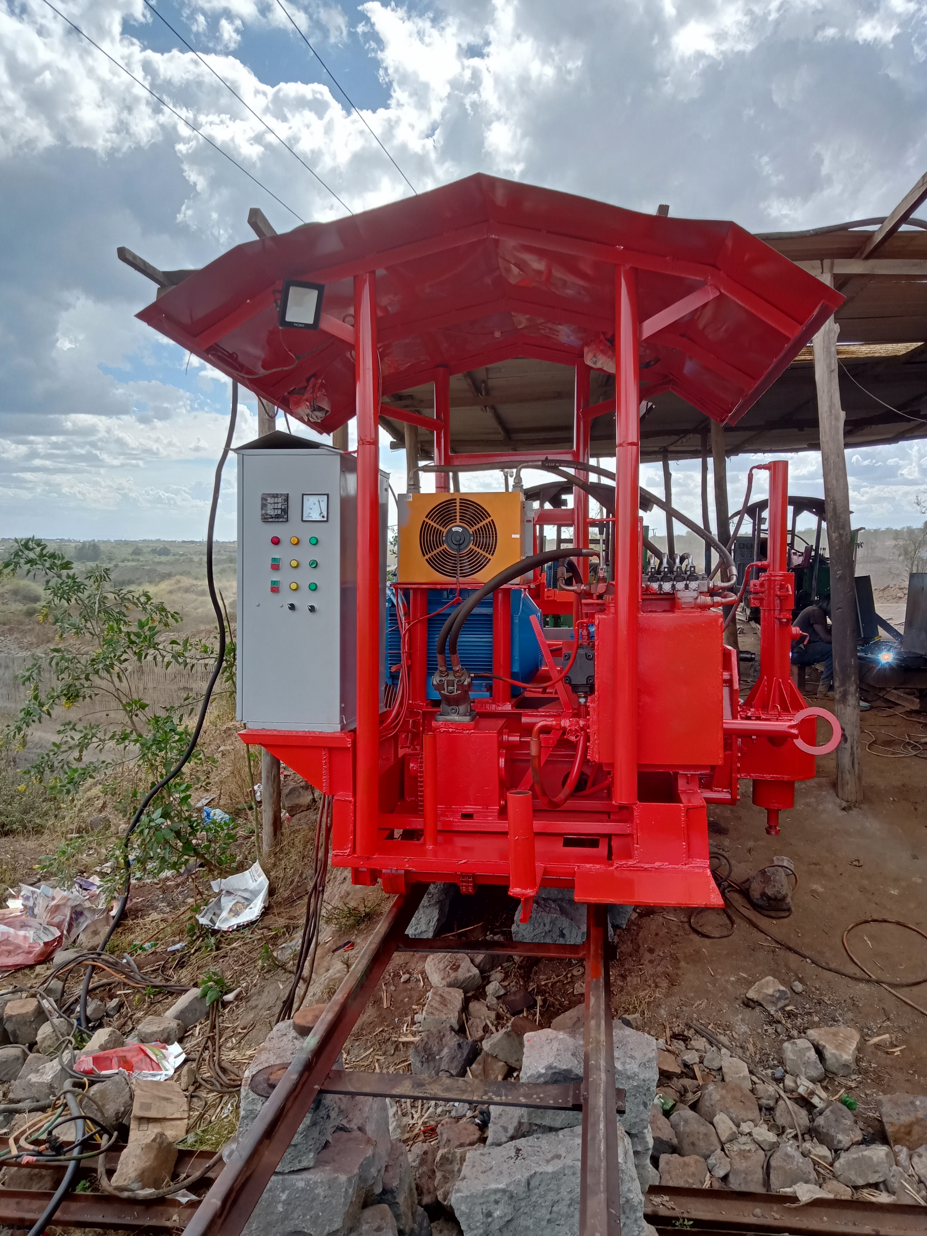 Stone cutting machine demo